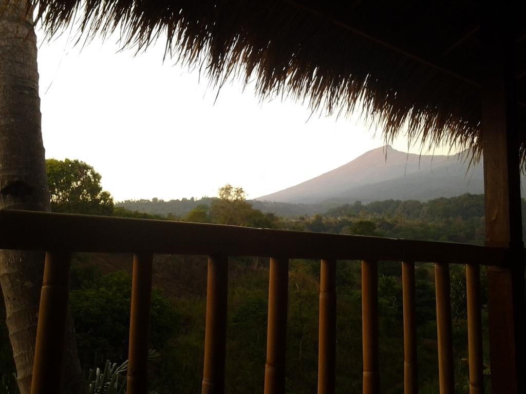 Rinjani Trails Hotel セナル エクステリア 写真
